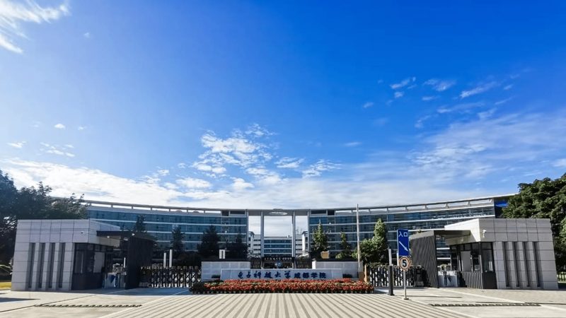 PCB电路板材质选择：揭秘影响性能的关键因素