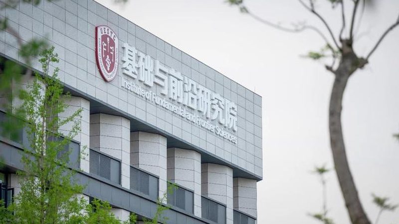 医疗器械电子代工材质要求解析：安全与性能的双重考量